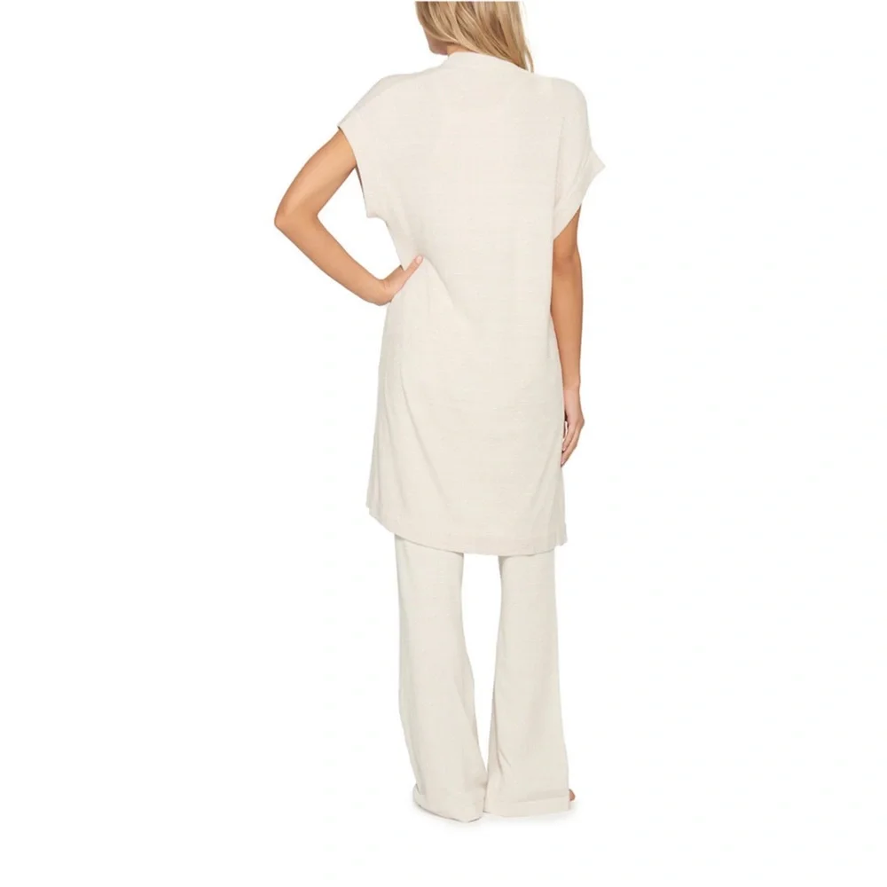 NWT Barefoot Dreams CozyChic Ultra Lite Sleeveless Long Cardigan White Size XS - Picture 2 of 4